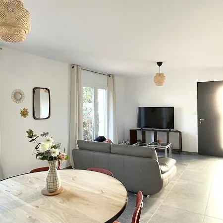 Gala - Maison Familiale Neuve, Calme Et Nature Vila