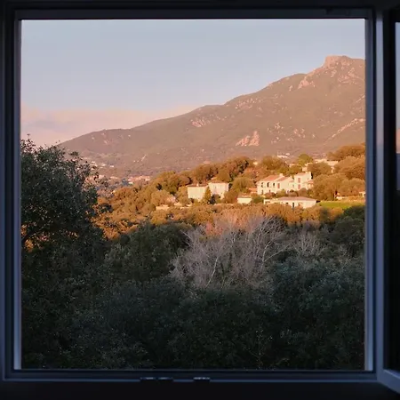 Gala - Maison Familiale Neuve, Calme Et Nature Vila