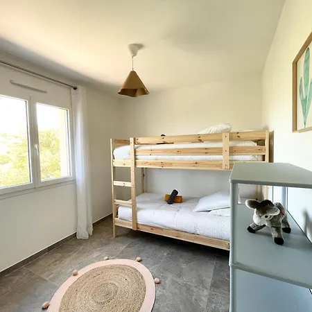 Gala - Maison Familiale Neuve, Calme Et Nature *